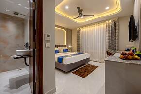 Anu Plaza-5Mins from Connaught Place