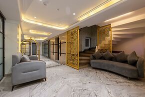 Anu Plaza-5Mins from Connaught Place