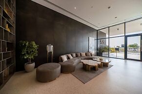 PVH - Studio BR - Near Miracle Garden