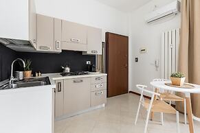 Light-filled Flat by Wonderful Italy