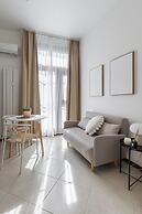 Light-filled Flat by Wonderful Italy