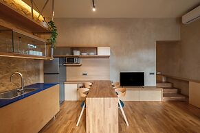 Ismini House