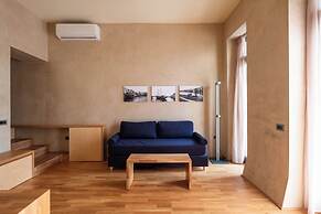 Ismini House