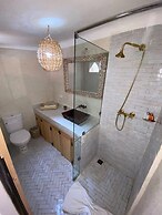 Luxurious 5-bedroom Apartment in Marrakesh With Full Accessibility