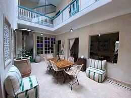 Luxurious 5-bedroom Apartment in Marrakesh With Full Accessibility