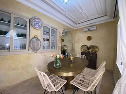 Luxurious 5-bedroom Apartment in Marrakesh With Full Accessibility