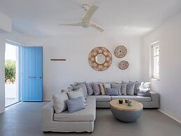 Seaside Paros Ambelas Villa 1