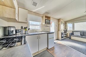 Sleeps 8 - Communal Spa Access - Parking