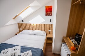 Zoe Hotel