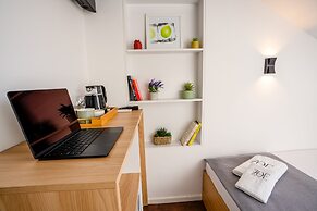 Zoe Hotel