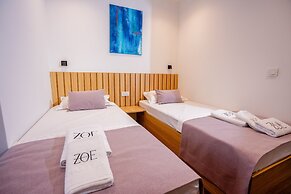 Zoe Hotel
