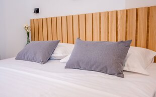 Zoe Hotel