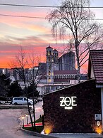 Zoe Hotel