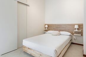 Light-Filled Flat by Wonderful Italy