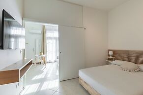 Light-Filled Flat by Wonderful Italy