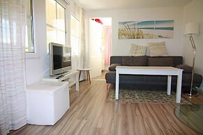 Ferienhaus mit Kamin am Achterwasser in Lutow