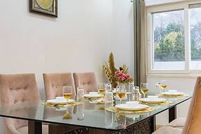 Alaya Stays Ratikara Ullaas 2BHK Pool