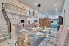 Alaya Stays Ratikara Ullaas 2BHK Pool