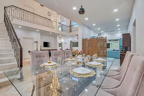 Alaya Stays Ratikara Ullaas 2BHK Pool