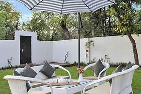 Alaya Stays Ratikara Ullaas 2BHK Pool