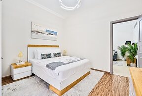 PVH - 2BR near Marina Promenade