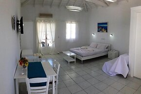 Limnionas Bay Hotel