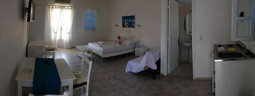 Limnionas Bay Hotel