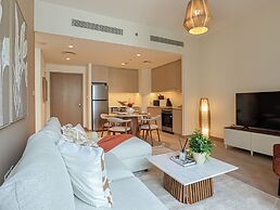 Creek Beach 1BR in RoseWater 3