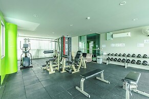 Majestic 2BR with garden view in Regent