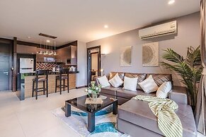 Majestic 2BR with garden view in Regent