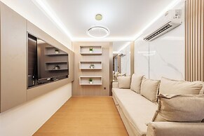 Azure 1 BD Apt in Capri Residence