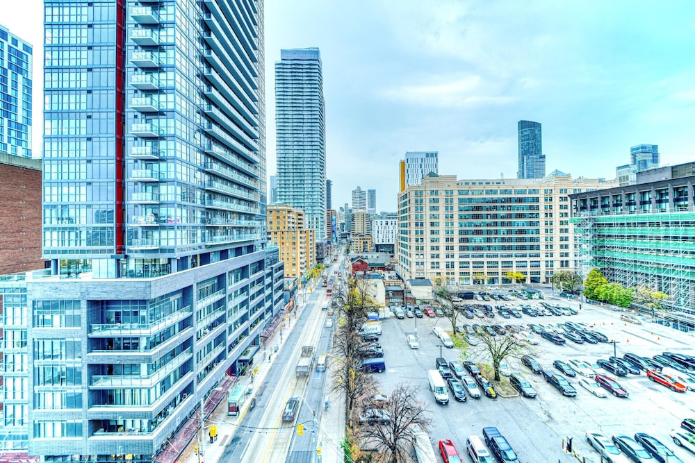 Cityline Hotel & Suites