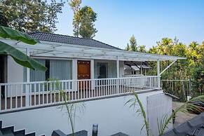 KAVA RETREAT