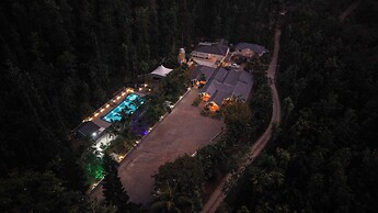 KAVA RETREAT