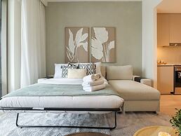 2BR  Apt in Dubai Creek Grove 3