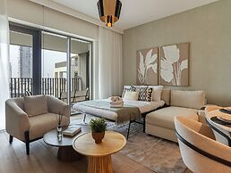 2BR  Apt in Dubai Creek Grove 3