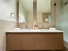 2BR  Apt in Dubai Creek Grove 3
