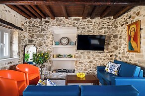 Art House with Seaview by Konnect, Spartylas