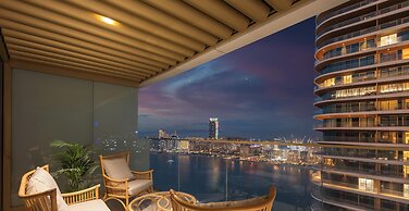 LUX  The Grand Bleu Suite 2