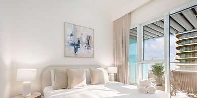LUX  The Grand Bleu Suite 2