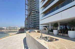 LUX  The Grand Bleu Suite 2