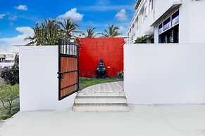 Deluxevisha International
