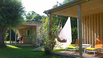 Ferienhaus mit Kamin am Achterwasser in Lutow