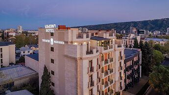 Highgarden Hotel