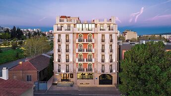 Highgarden Hotel