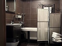 Traku14 Old Town Studio