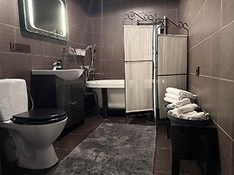 Traku14 Old Town Studio
