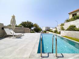 Sunset Park Villa