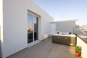 Sinani Apartment Sea View Balcony Jacuzzi Gem