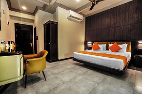 Arama Transit Hotel